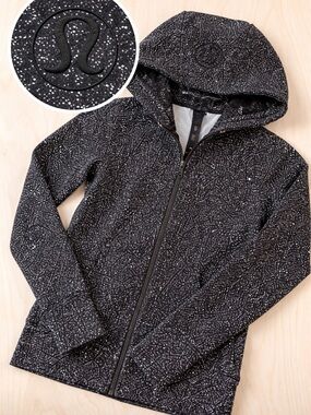 Lululemon Scuba Hoodie Light Cotton Fleece Night View White Black Size 6